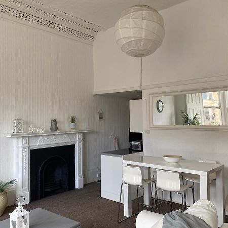 Captivating Apartment In Glasgow Westend Uk Eksteriør billede