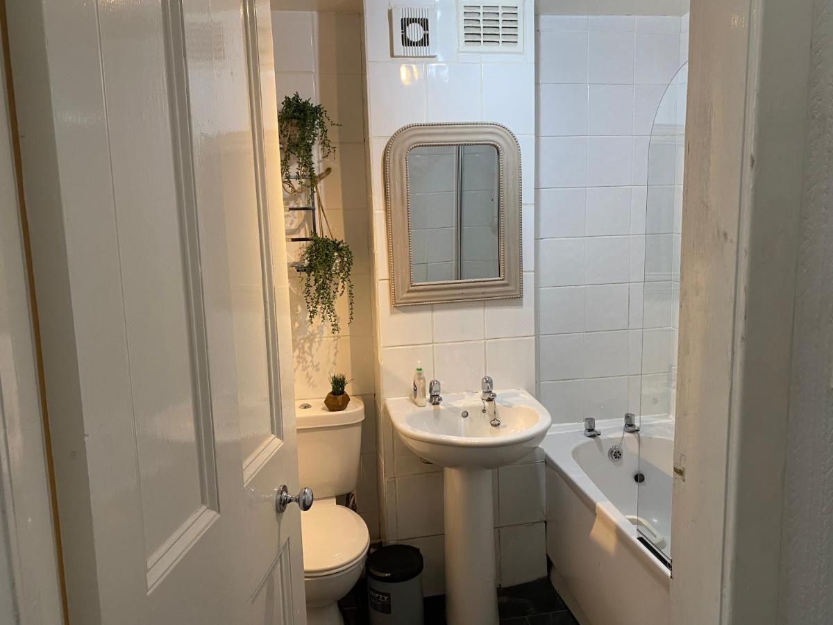Captivating Apartment In Glasgow Westend Uk Eksteriør billede