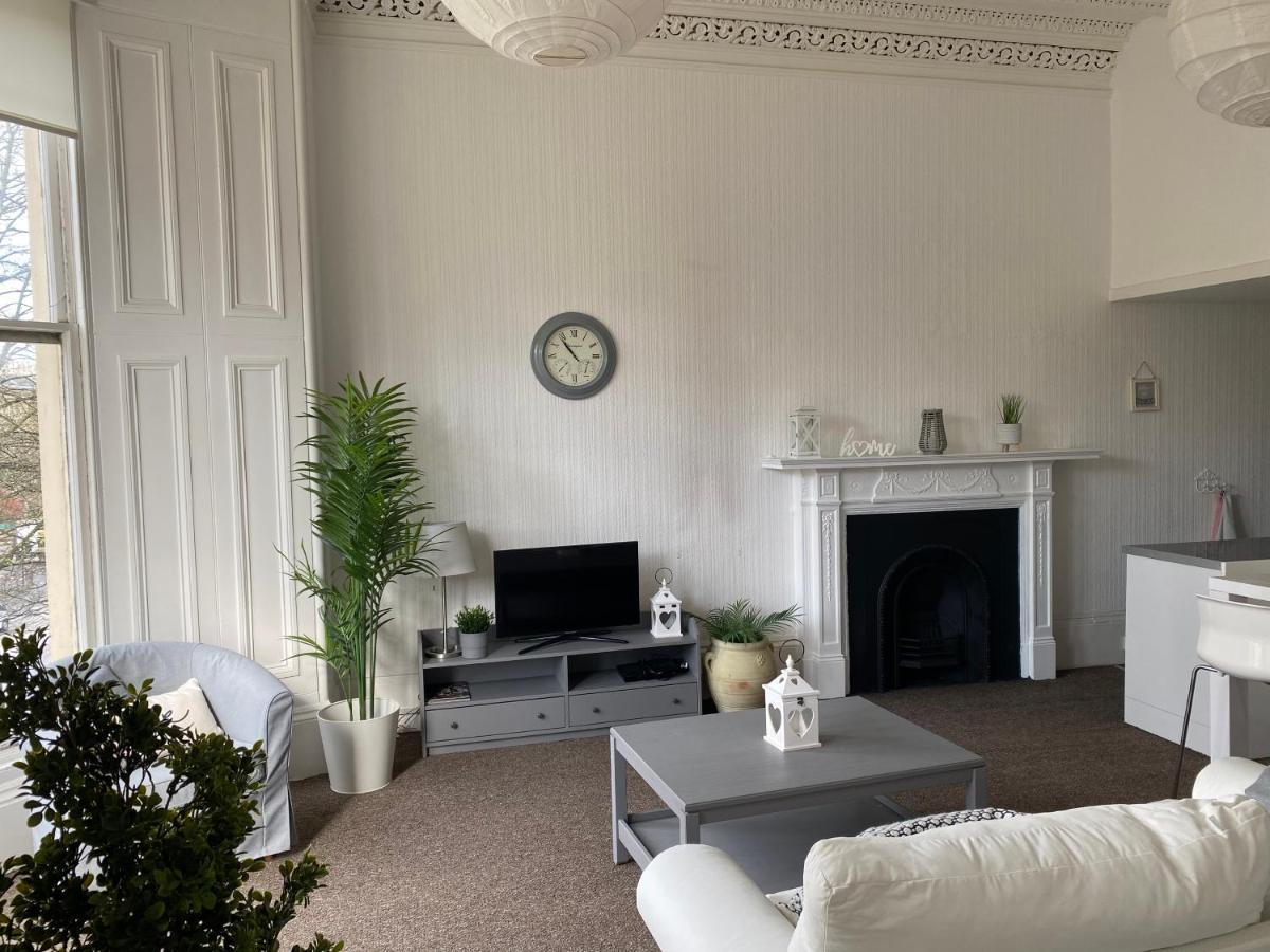 Captivating Apartment In Glasgow Westend Uk Eksteriør billede